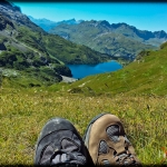 Hikers and the Engstlensee